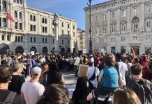 Protests in Trieste against Covid-19 restrictions this Friday in Piazza Unità