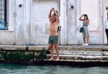 Tourists Fined After Grand Canal Swim in Venice