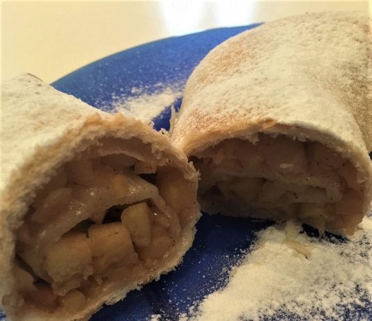 Apple Strudel: Quick and Easy Recipe for a Popular Triestine Dessert