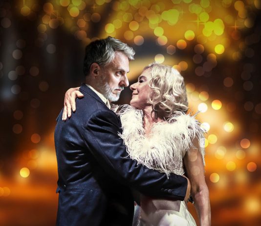 Monica Guerritore Shines in Fellini’s ‘Ginger and Fred’: A Tale of Stardom and Struggle