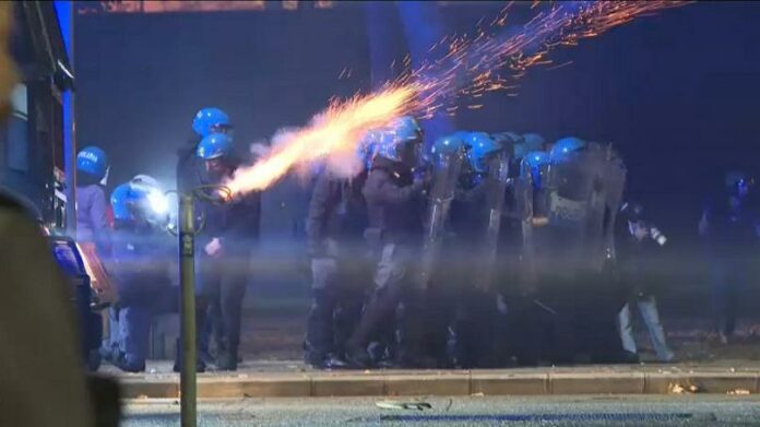 1760474024537_fiamme_polizia