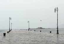 Strong Winds Sweep Friuli Venezia Giulia as Cold Front Takes Hold